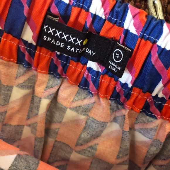 Fun pattern skirt - Picture 4 of 4